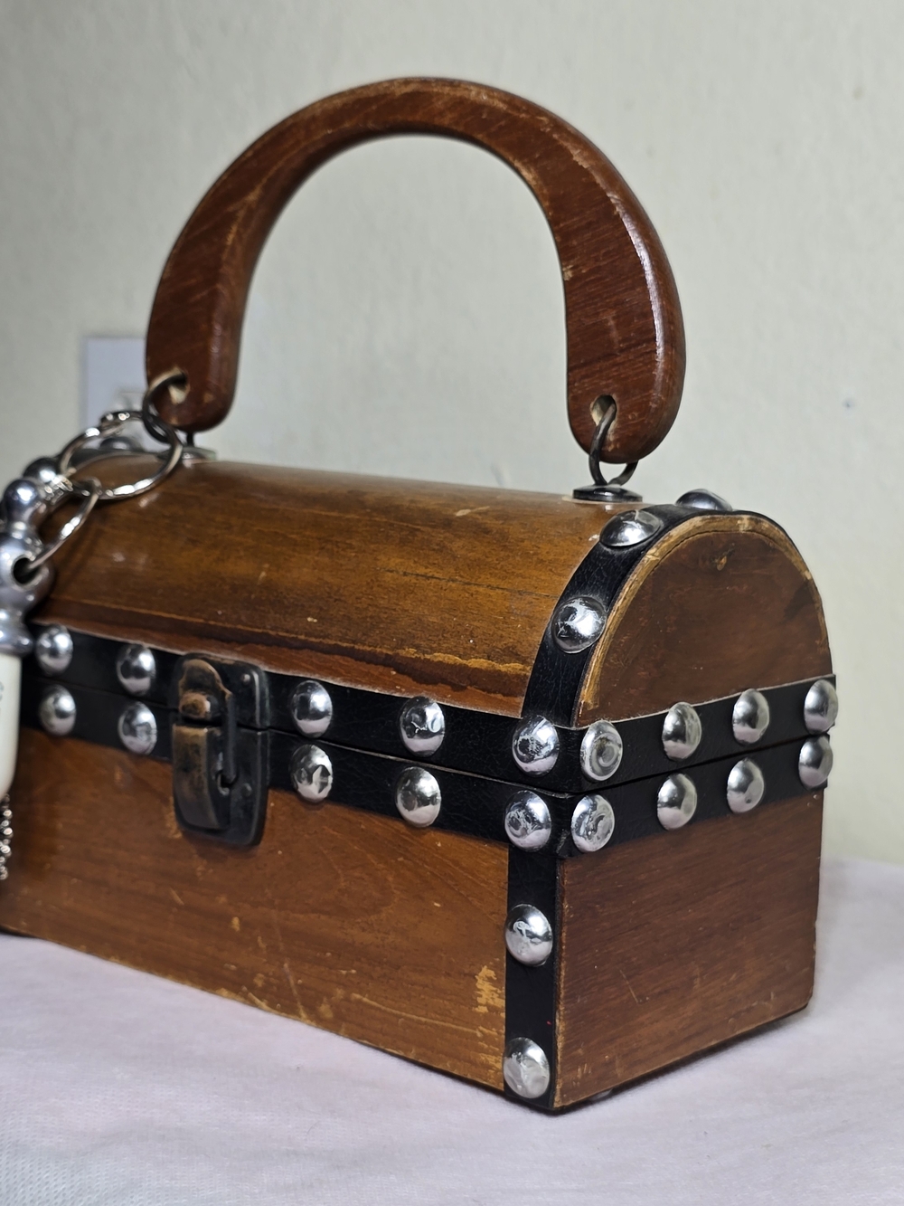 Encore Vintage Wooden Box Handbag Brown Wood Black Leather Metal Studded 1960s - Picture 3 of 16